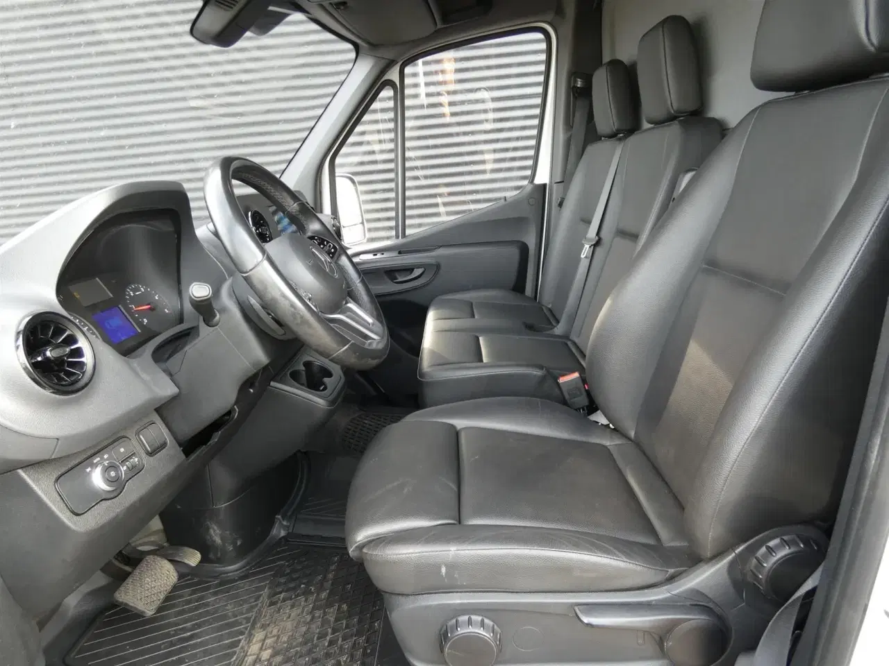 Billede 9 - Mercedes-Benz Sprinter 317 2,0 CDI A2 H2 RWD 9G-Tronic 170HK Van Aut.