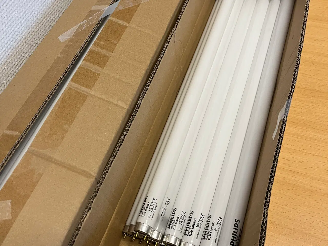 Billede 1 - LYSSTOFRØR Phillips