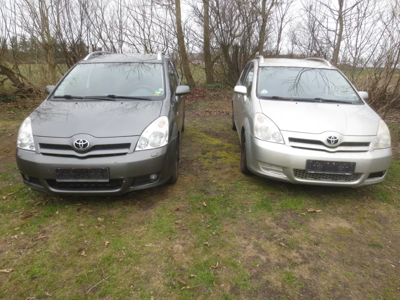 Billede 2 - To stk Toyota Corolla Verso 2.2  Evt export