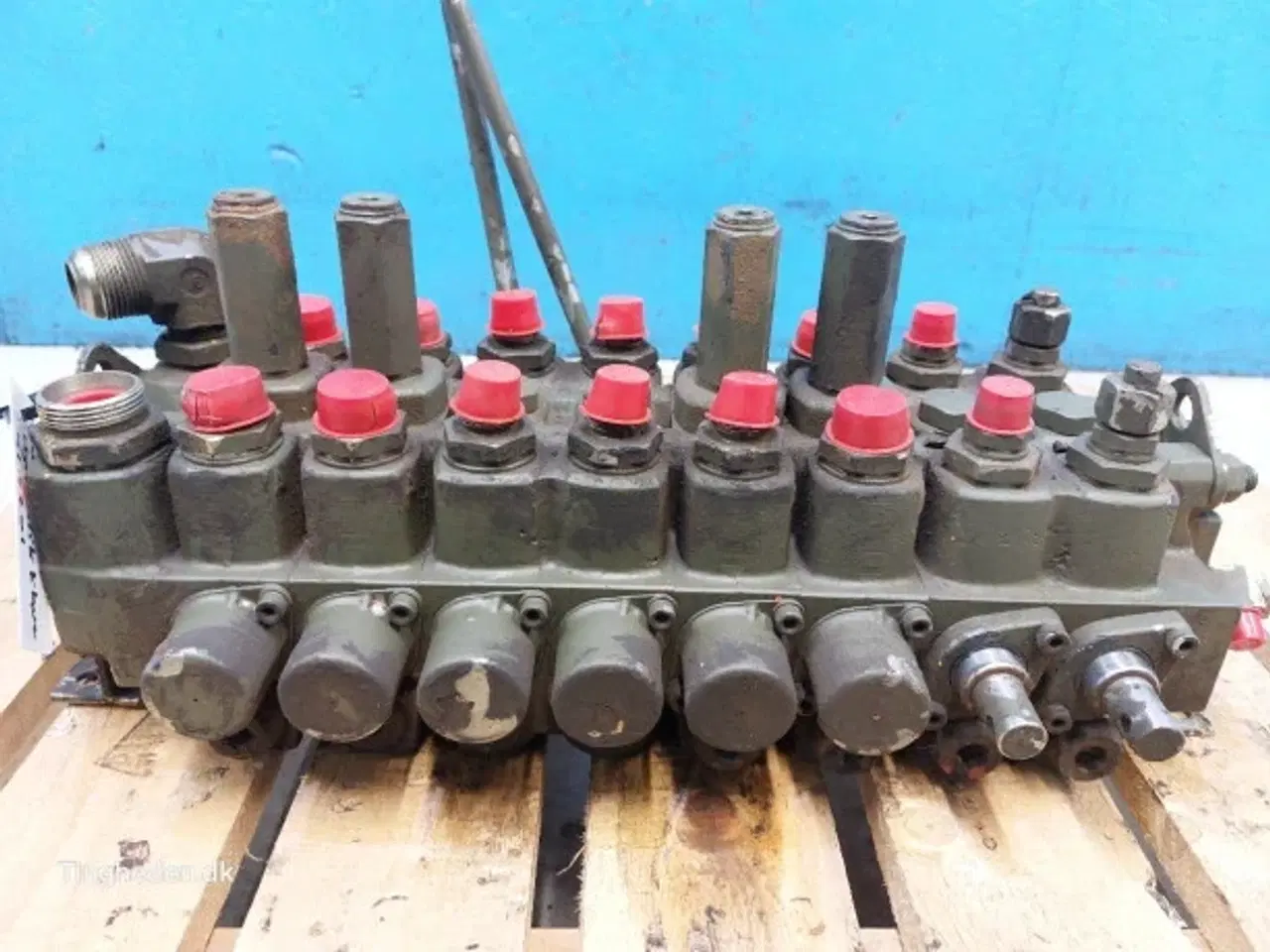 Billede 14 - Hydrema 806 Hydraulikventil 513201