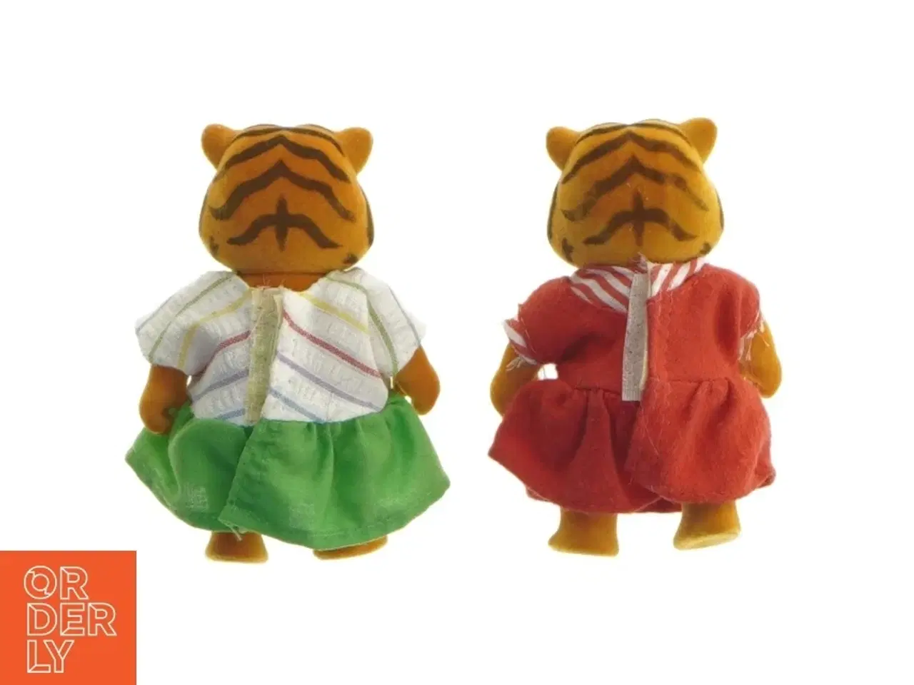Billede 3 - Tigerfigurer i tøj fra Sylvanian Families (str. 9 cm. 2 stykker)