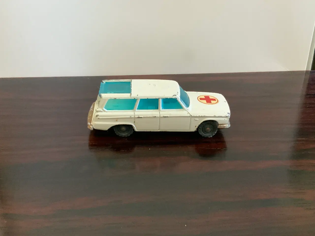 Billede 3 - Husky Studebaker Wagonaire Ambulance Station Car