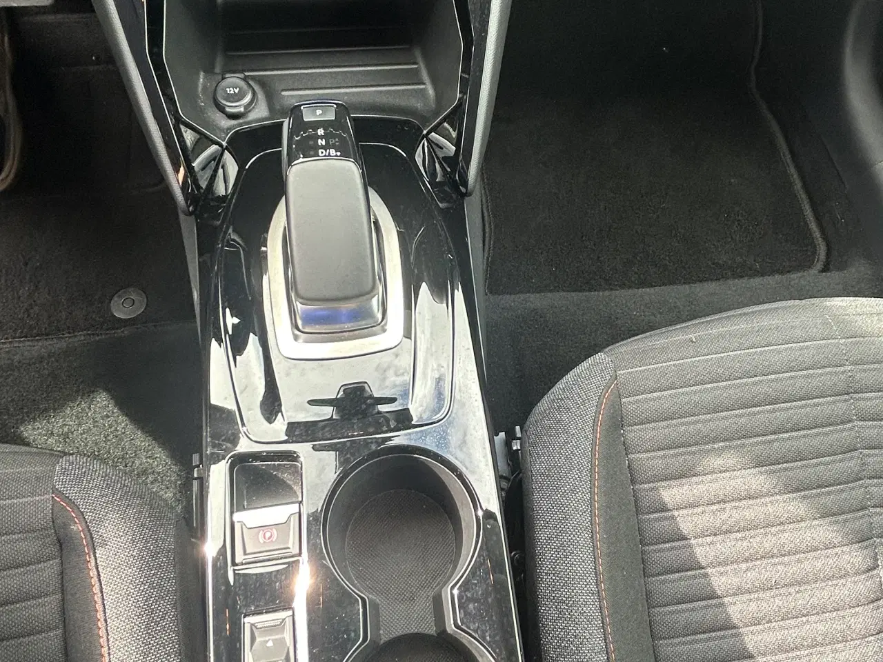 Billede 8 - Peugeot E-208 EL Active Pack