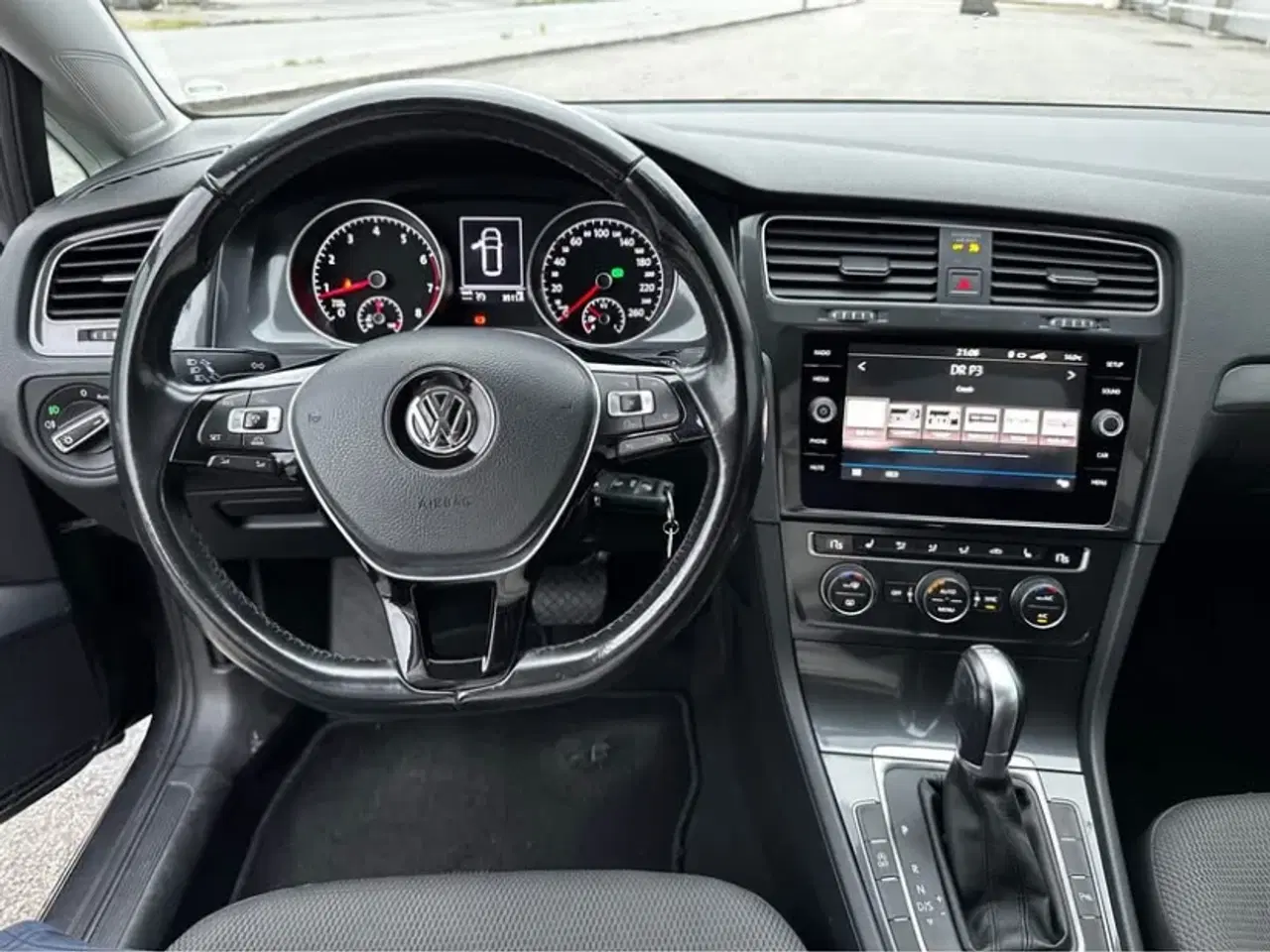 Billede 6 - Velholdt VW Golf 7 TSI DSG Variant