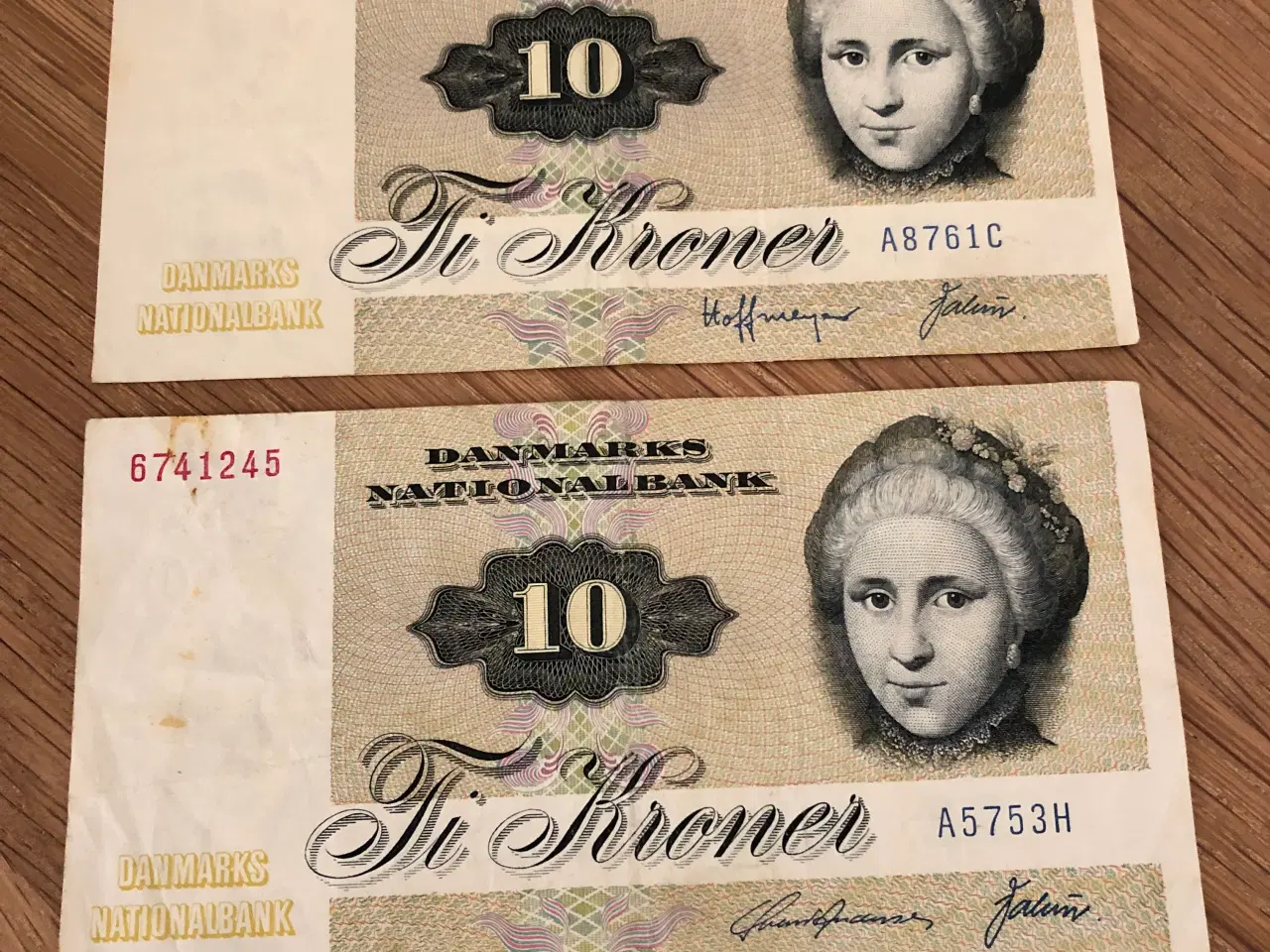 Billede 4 - Pengesedler - pålydende 10 kr.