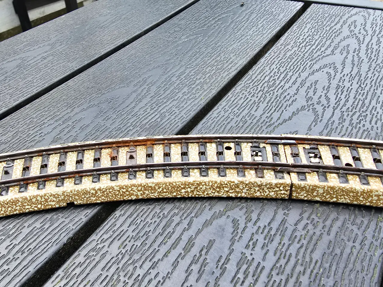 Billede 13 - Märklin tog, vogne, huse, mennesker, biler