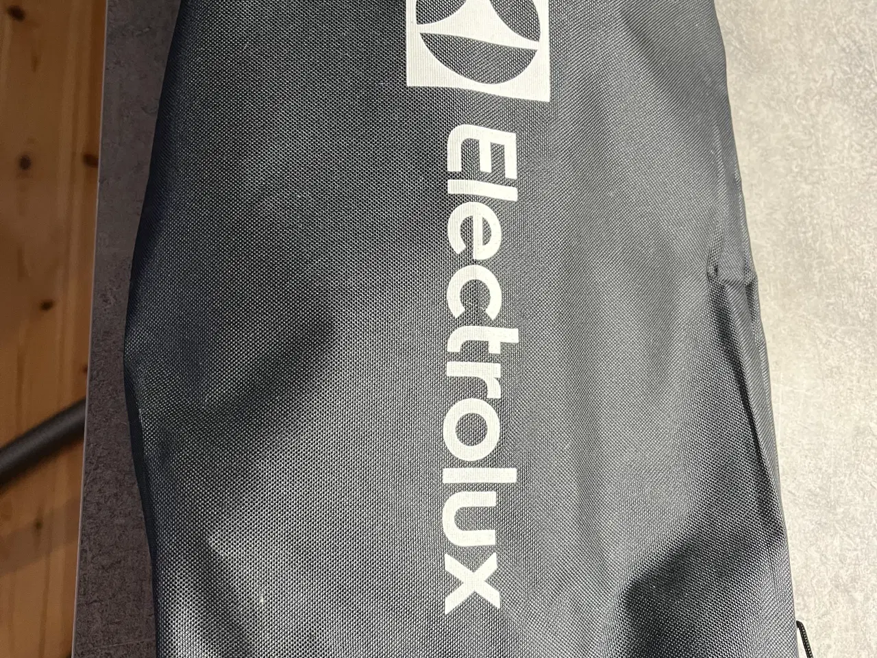 Billede 5 - Electrolux håndholdt støvsuger inkl håndstøvsuger