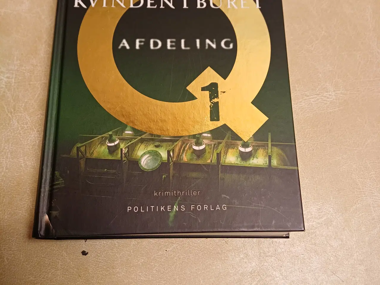 Billede 1 - Kvinden i buret krimiroman af Jussi Adler-Olsen