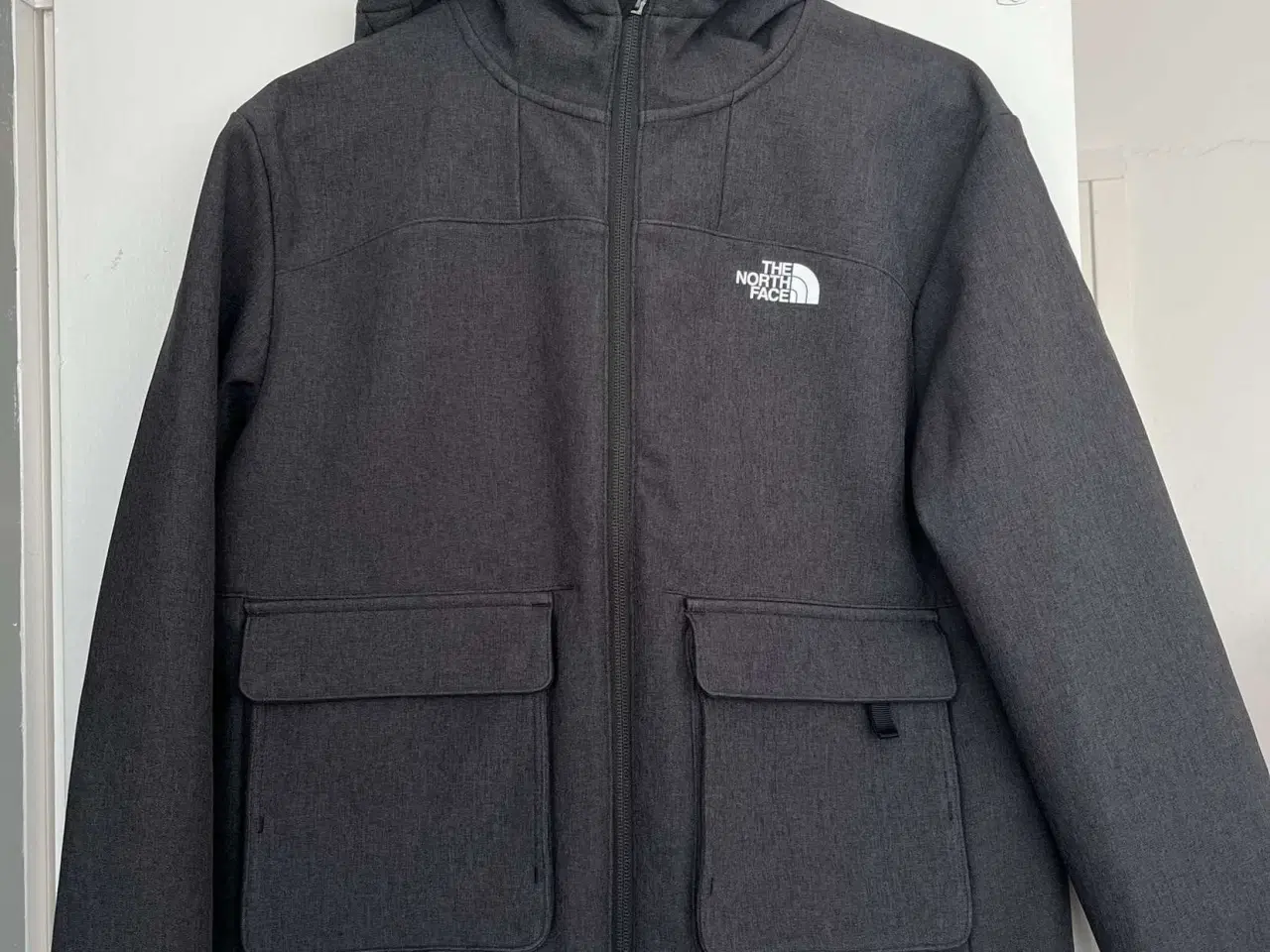 Billede 2 - The North Face jakke (mørkegrå)