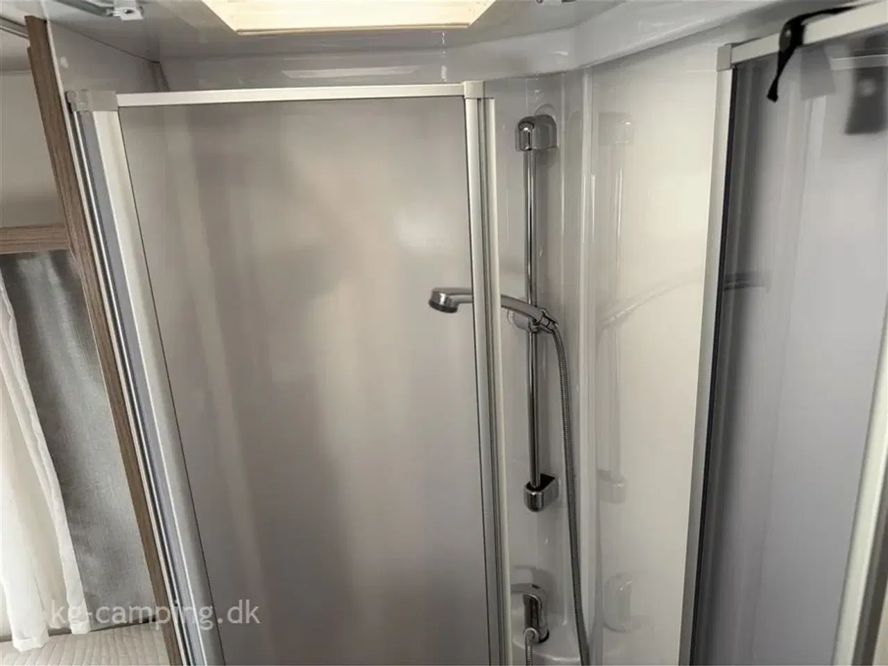 Billede 7 - 2020 - Carado T 447 Clever + Edition Velholdt autocamper med masser af udstyr