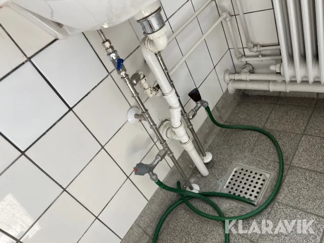 Billede 7 - Toilet inventar