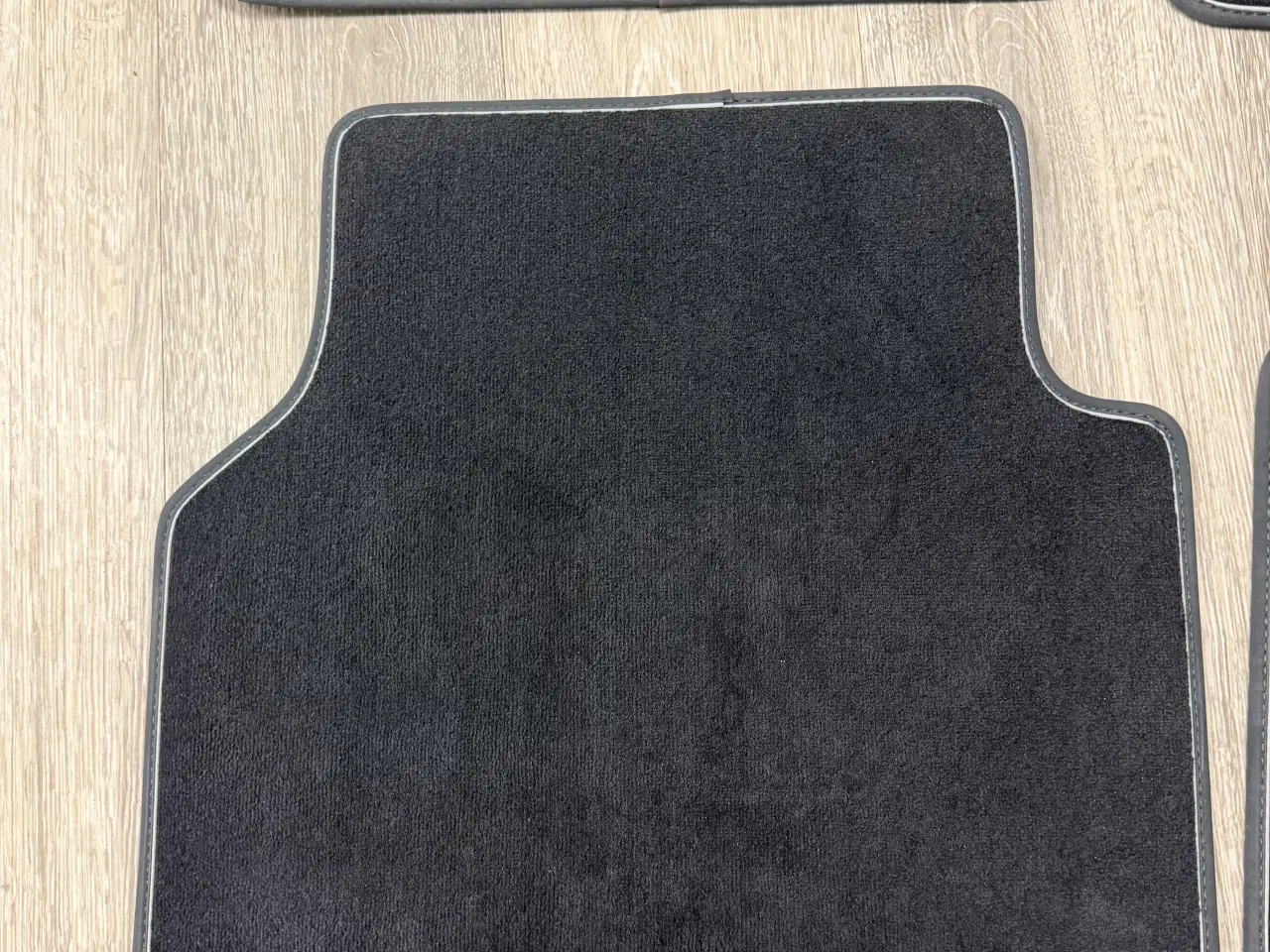 Billede 2 - Bilmåtter 