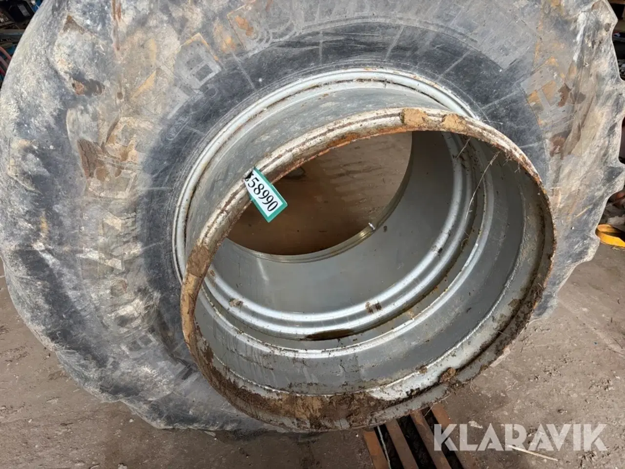 Billede 10 - Tvillingehjul Michelin Axiobib 800/70R38 - 2 styk - med klemmer