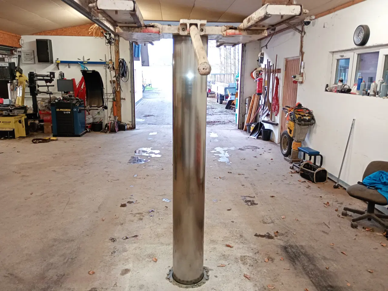 Billede 8 - Sælges 1 Søjlet Stenhøj Lift 3000 Kg.