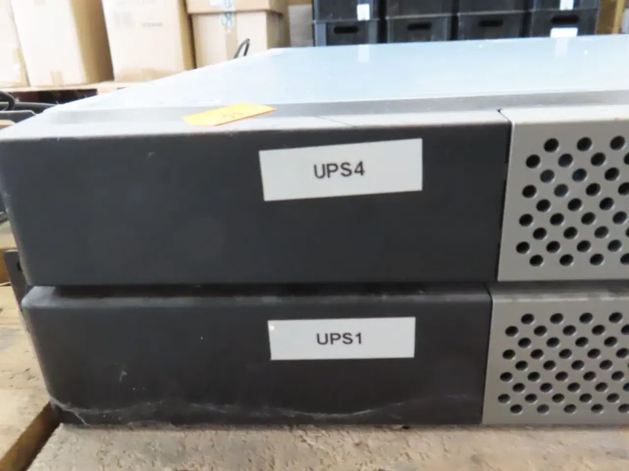 Billede 2 - 2 stk. UPS EATON 5P 1150 (Forsendelse ikke muligt)