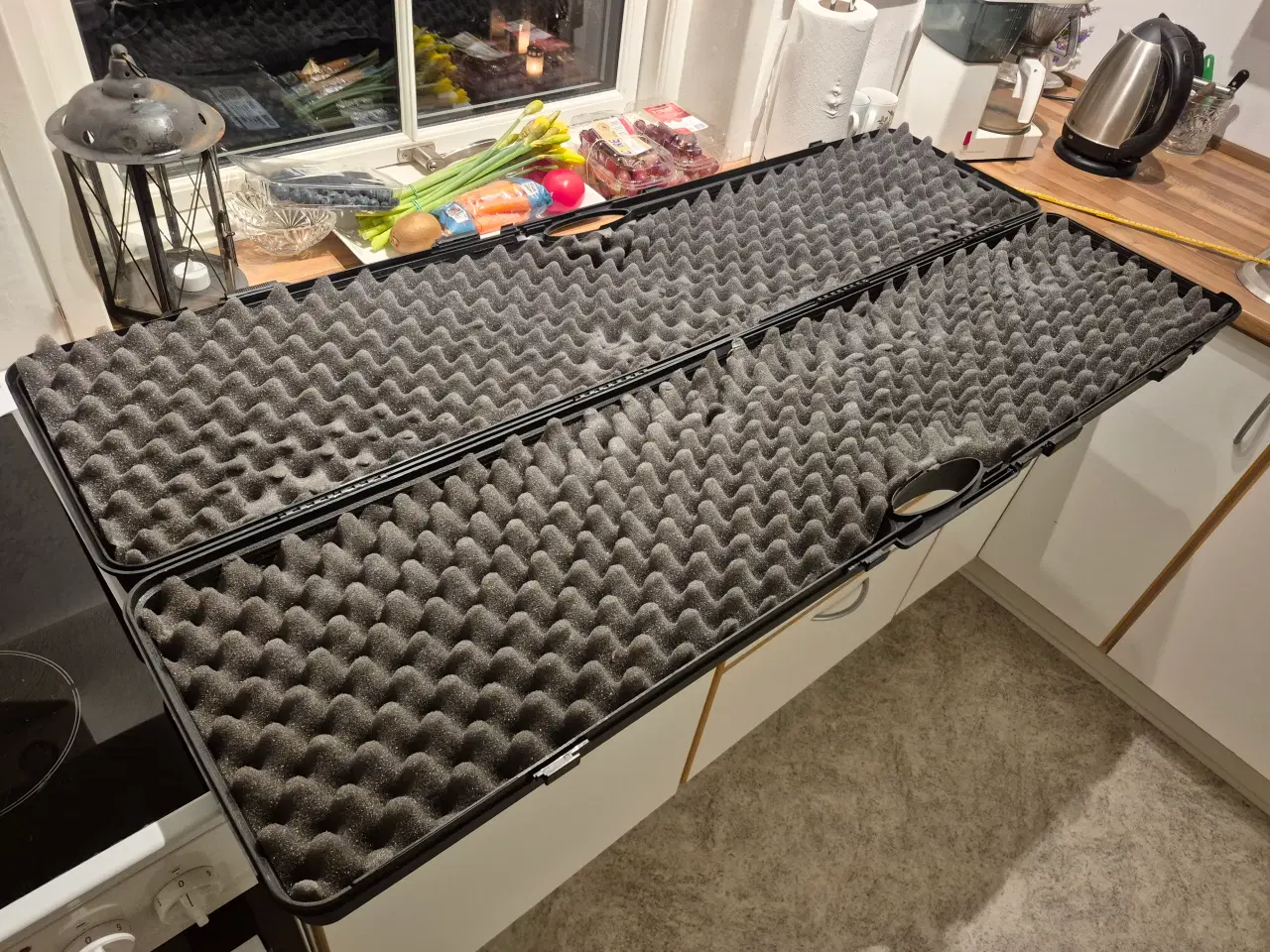 Billede 4 - Estra stor kraftig våbenkuffert/hardcase.
