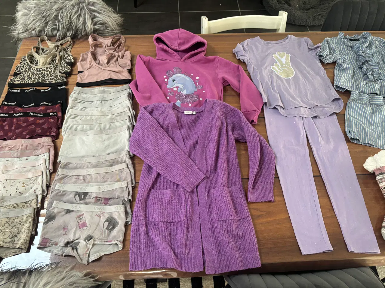 Billede 12 - Pige tøjpakke str 122-128