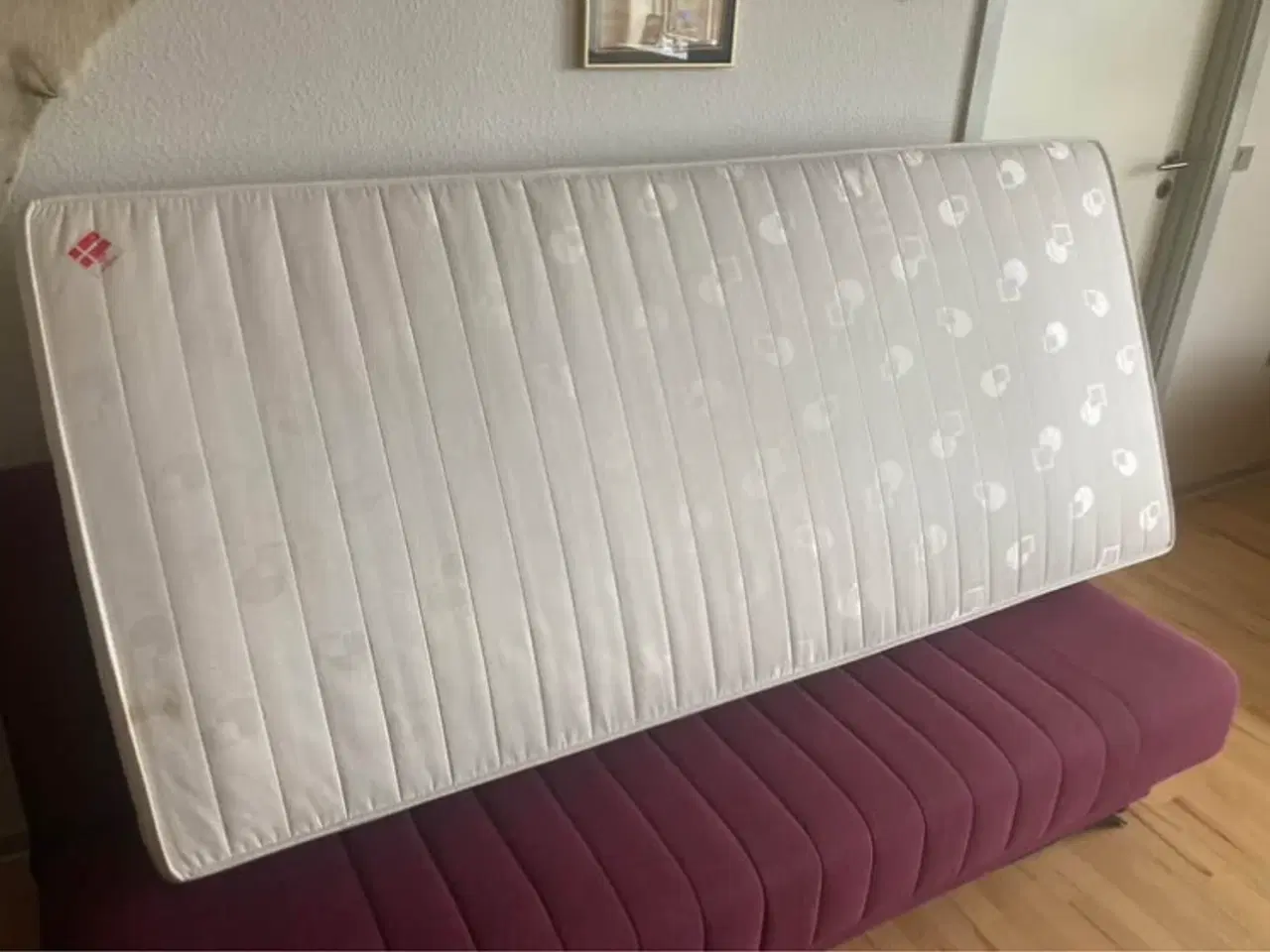 Billede 4 - Springmadres incl. 2x lagen.