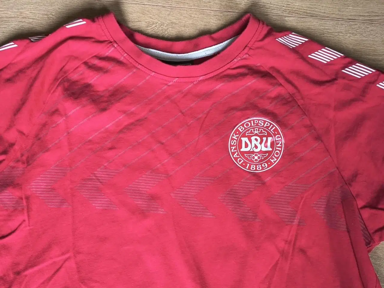 Billede 1 - DANMARK FODBOLD TRØJE, STR. L, I FLOT STAND