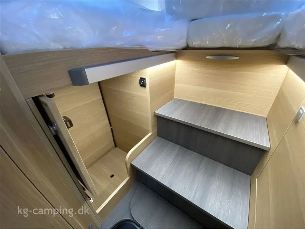 Billede 14 - 2024 - Adria Coral 650 SL   Klar til Eventyr? Oplev Den Nye Adria Coral 650 SL 2024!