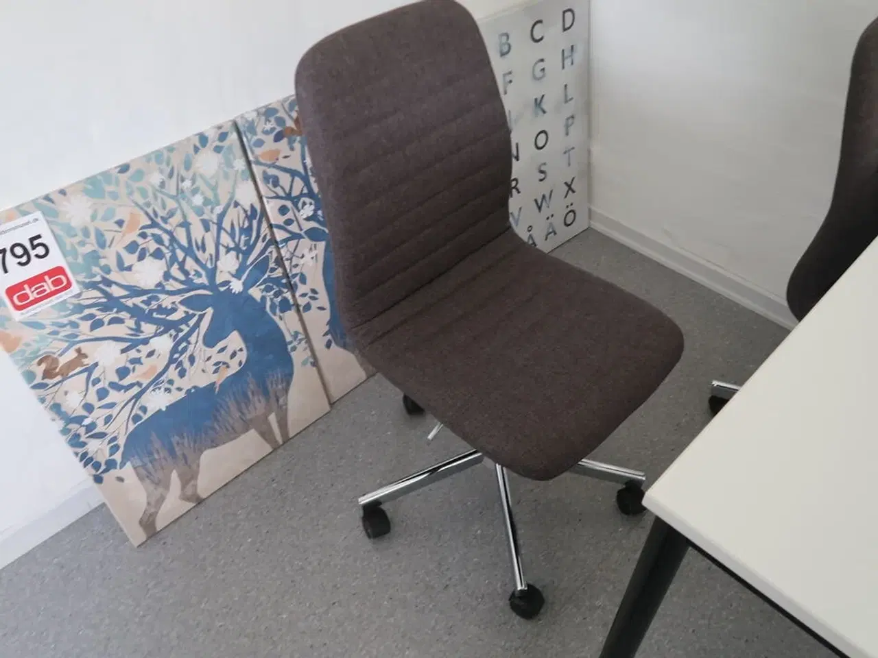 Billede 6 - 4 stk. Borde - 120x80x70 cm + 11 stk. stole