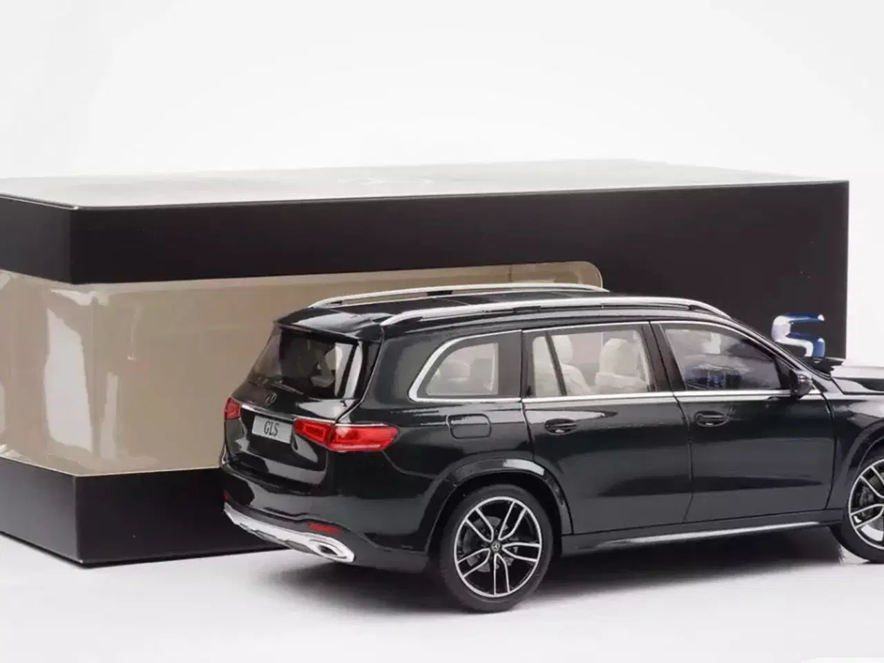 Billede 1 - 1:18 Mercedes GLS SUV X167