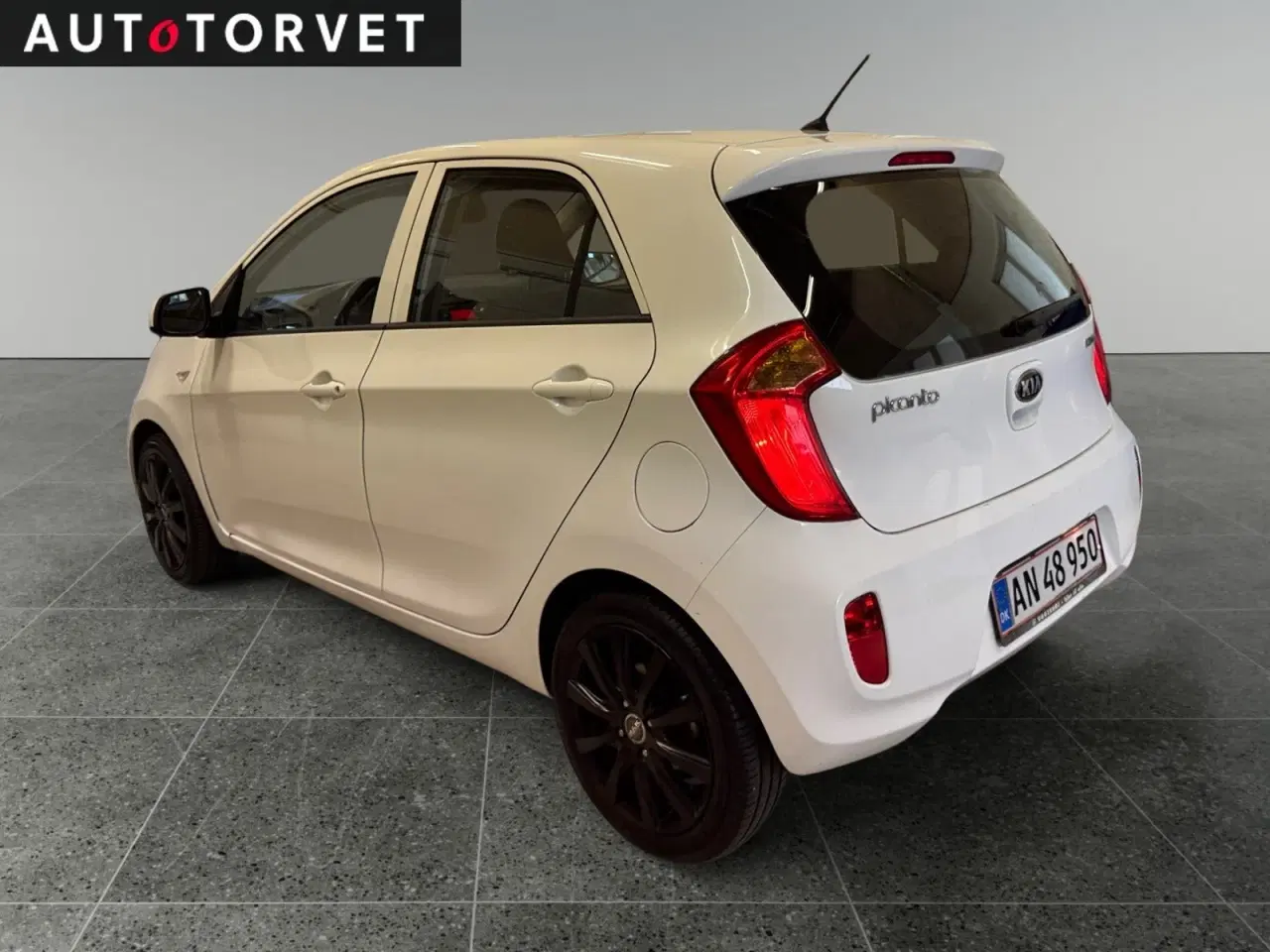 Billede 4 - Kia Picanto 1,2 World Cup Eco
