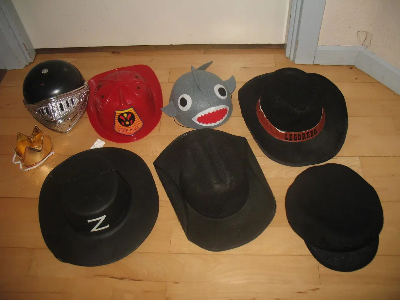 Billede 1 - Hatte til udklædning
