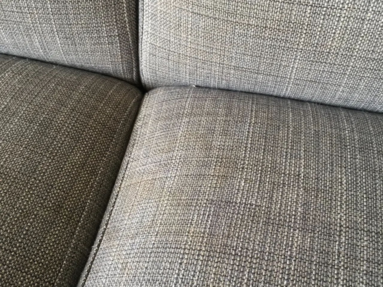 Billede 4 - Retro sofa i teak og lyst gråt stof
