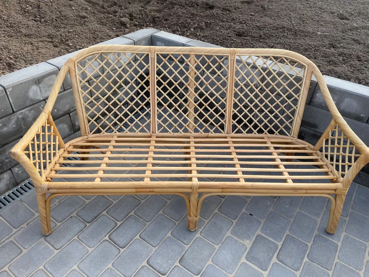 Billede 3 - Kurvemøbel/bambus sæt