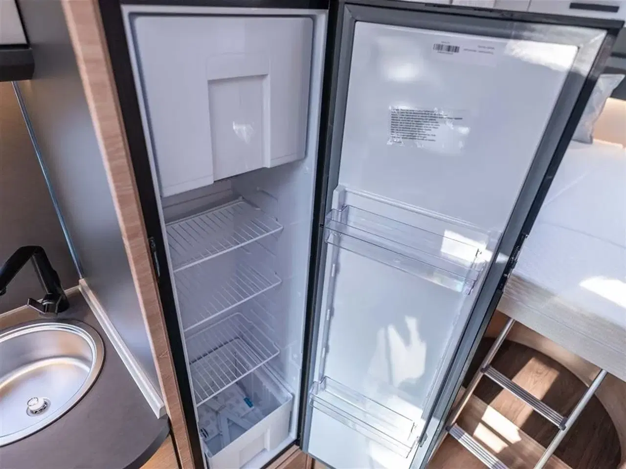 Billede 22 - 2025 - Knaus L!VE TI 650 MEG Platinium Selection   Komplet bil med lithium batteri, solceller mm.