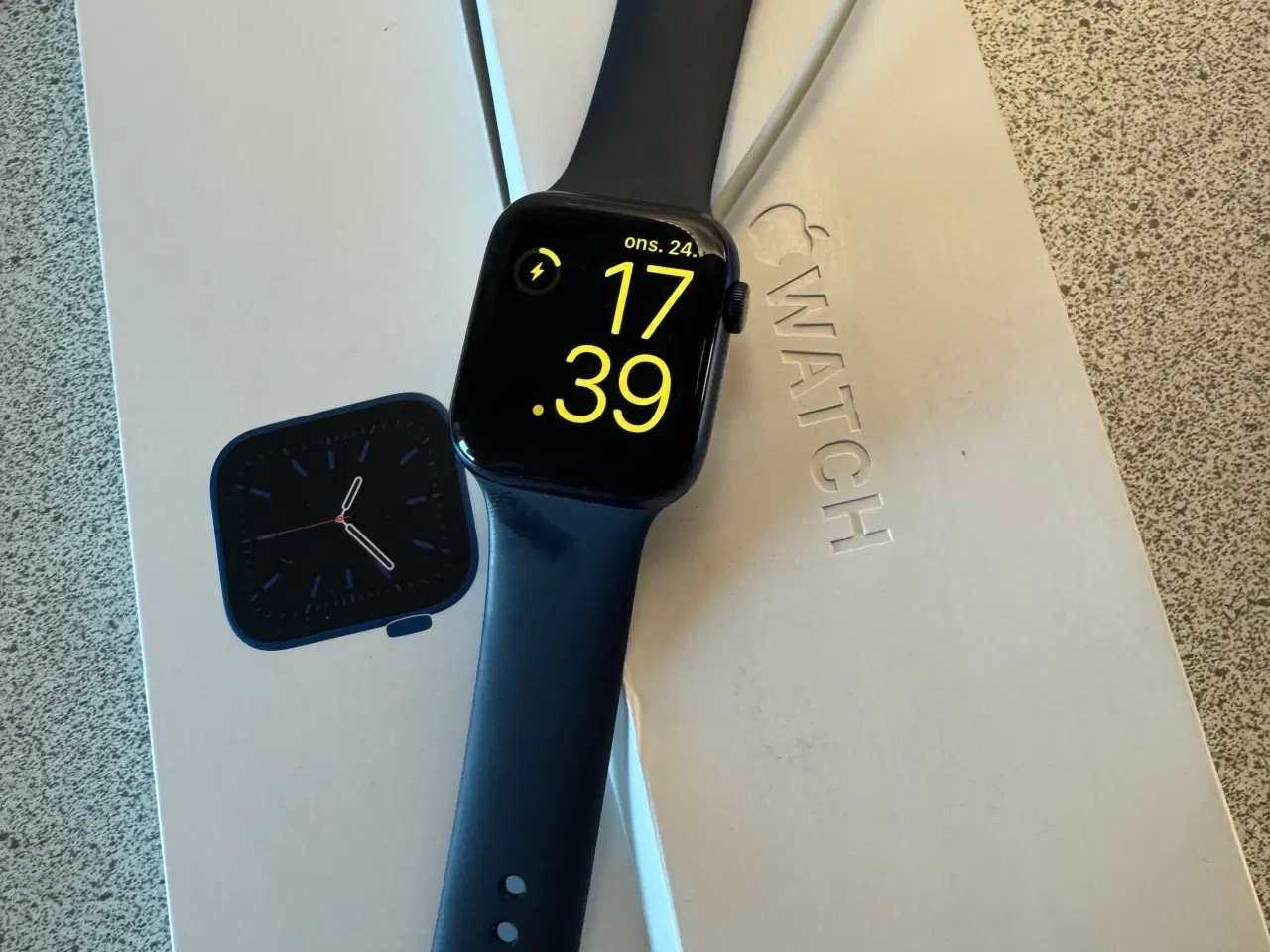 Billede 1 - apple watch 6 44mm blue alu deep navy sp band