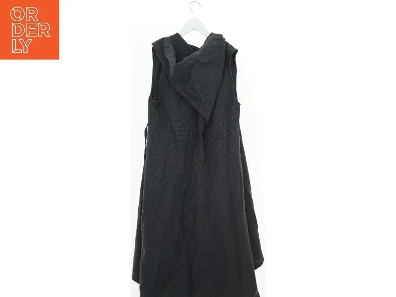 Billede 2 - Dame vikingekjole uden ærmer med hætte