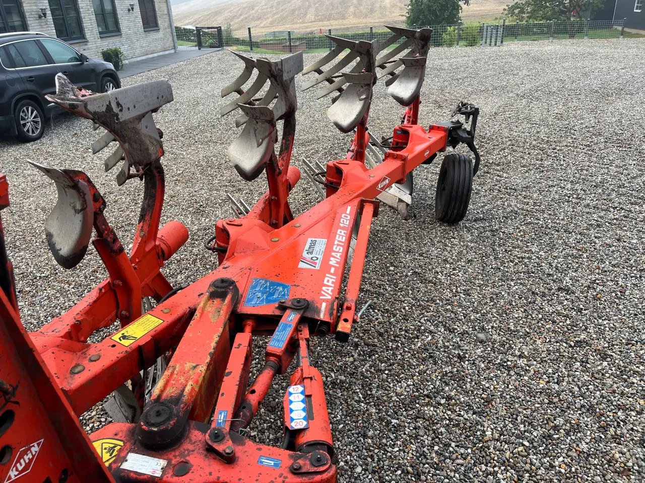 Billede 2 - Plov Kuhn 4 furet varimaster