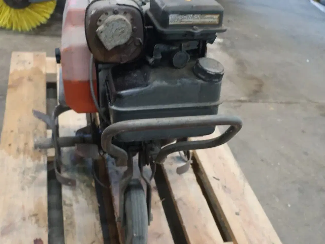 Billede 7 - Fræser BRIGGS & STRATTON T 520