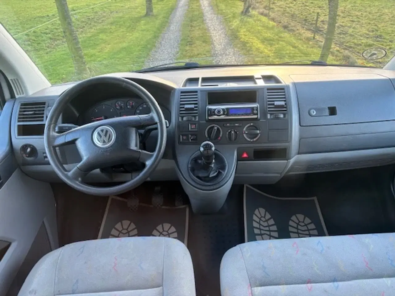 Billede 7 - VW Transporter 2,5 TDi 130 Kassevogn lang 4d Nysyn