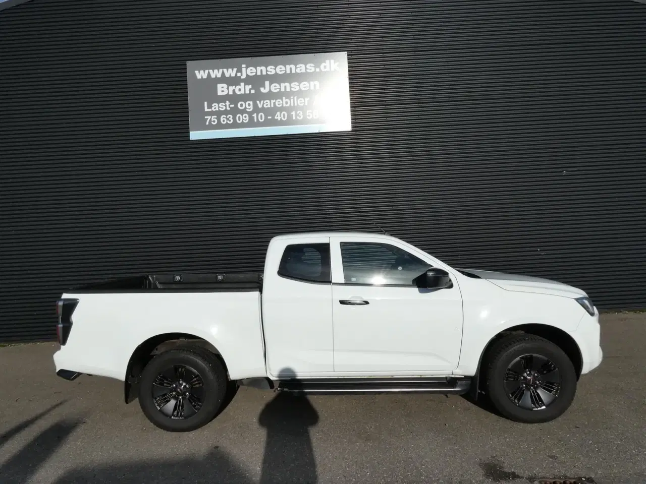 Billede 2 - Isuzu D-max Extended Cab 1,9 D Exclusive 3ton 4WD 163HK Pick-Up 6g Aut.