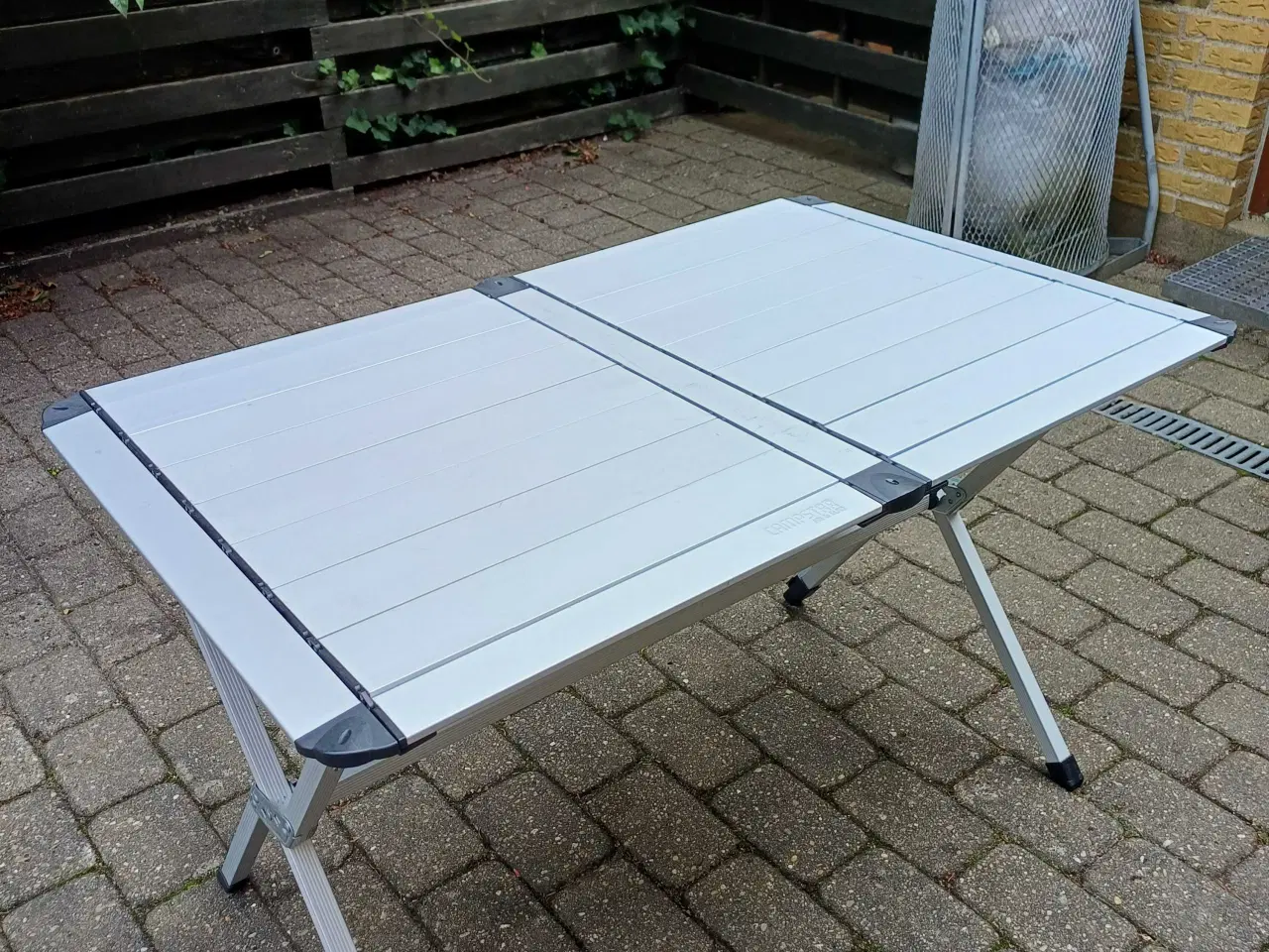 Billede 1 - Campingbord sammenklappelig alu