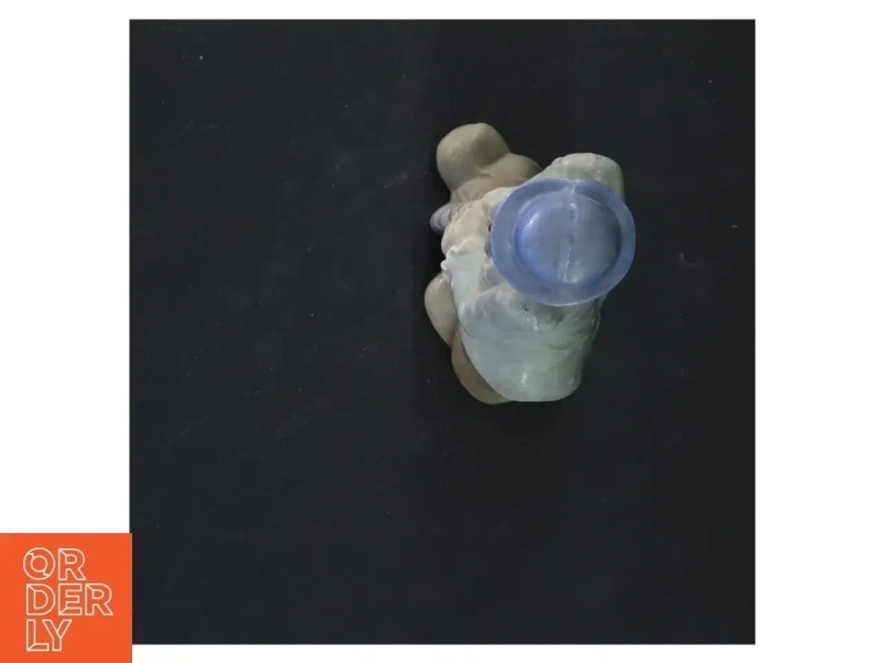 Billede 3 - Porcelænsfigur af mand (str. 17x8,5 cm)