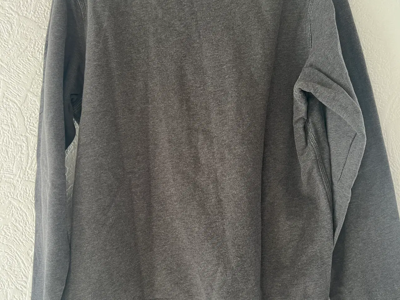 Billede 6 - Nike Gråsort Sweatshirt. (Str. M)