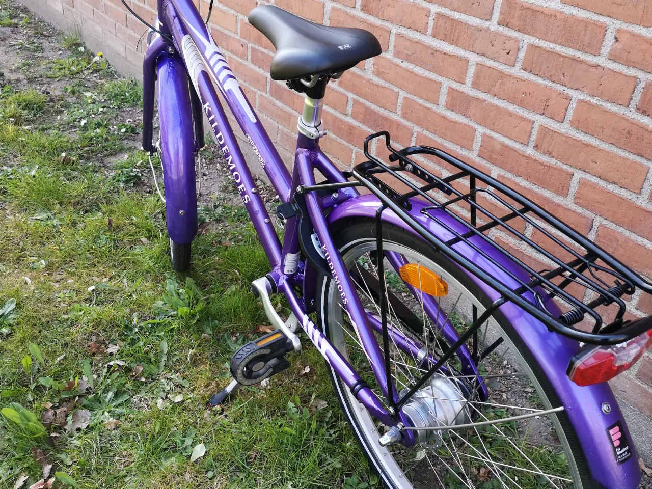 Billede 1 - Velholdt kildemoes pigecykel , 24" , 38 cm, 7 gear