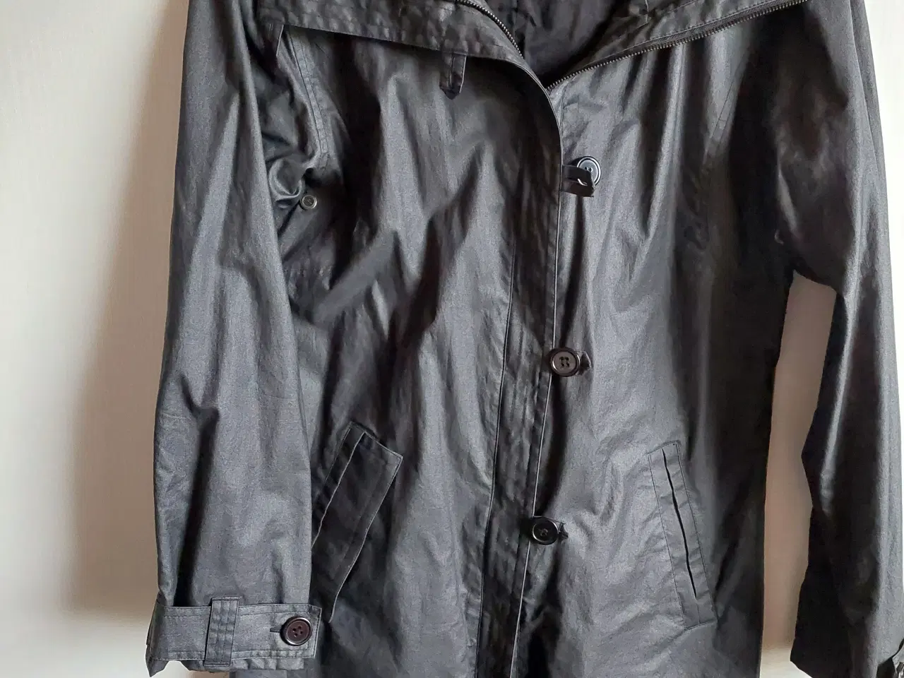 Billede 1 - Ny Pæn Frakke 3/4 Lang Sort str 40