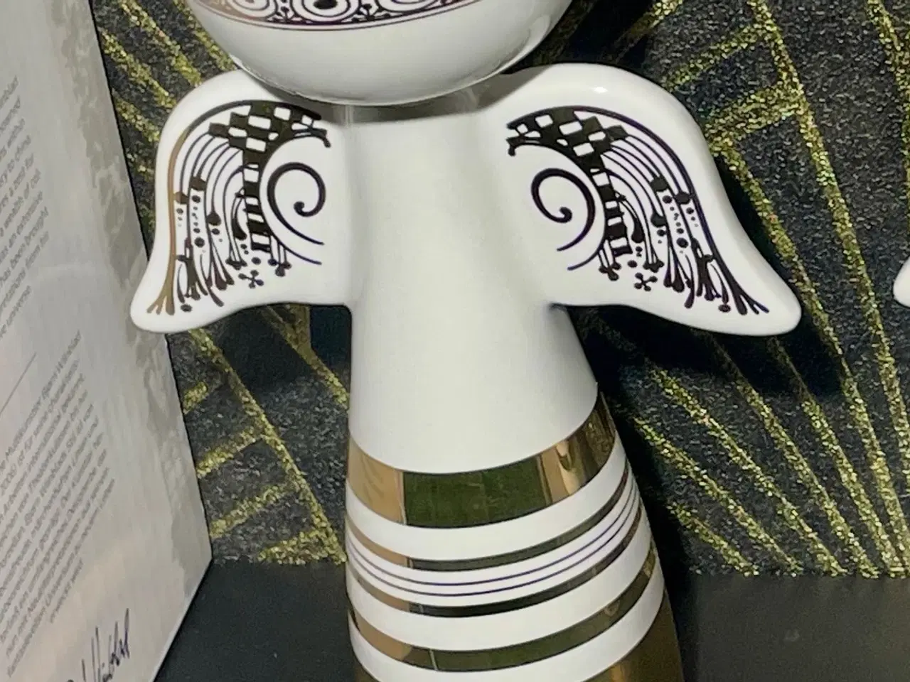 Billede 11 - Bjørn Wiinblad engle 2stk. hvid og guld