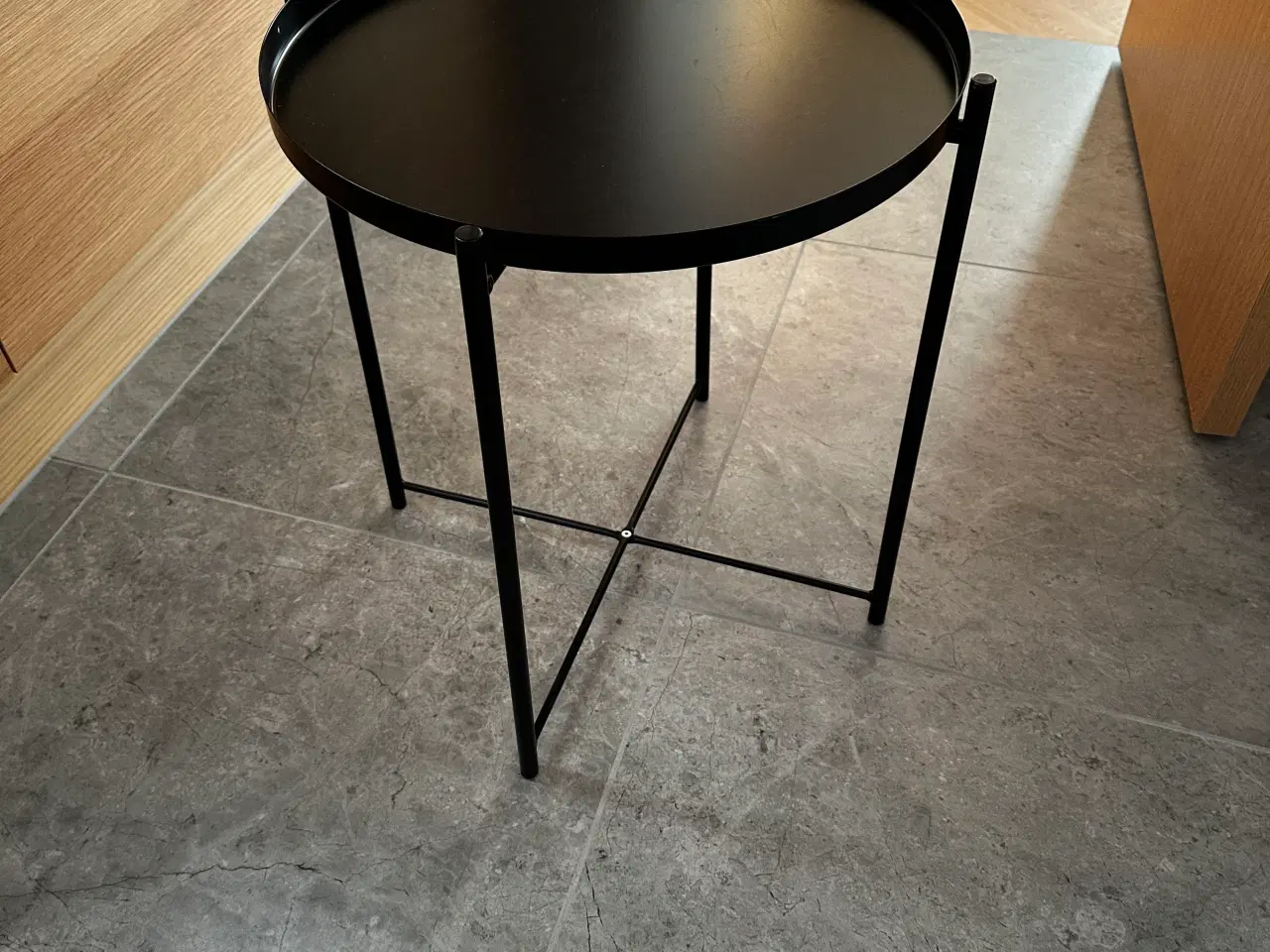 Billede 1 - IKEA Gladom bakkebord (sort)