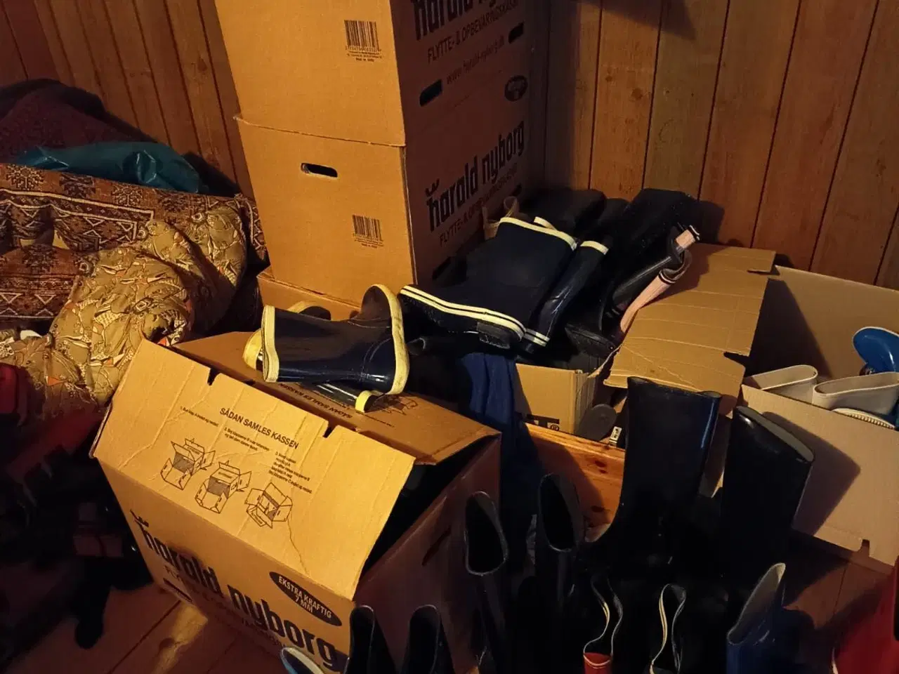 Billede 6 - En masse fra huset jeg skal af med 