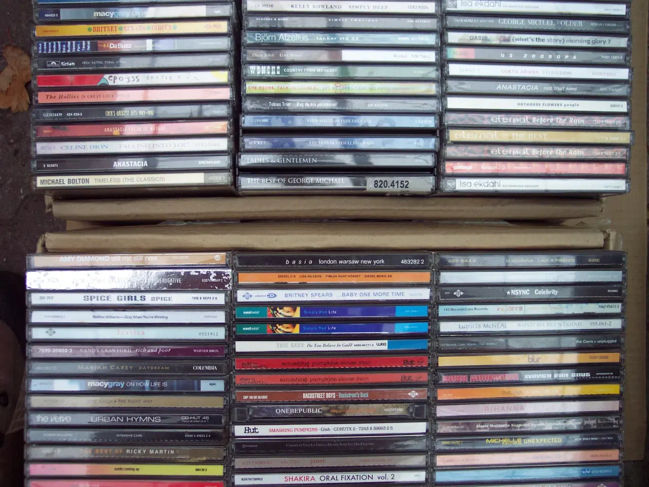 Billede 1 - 5854 CDer til salg.                               