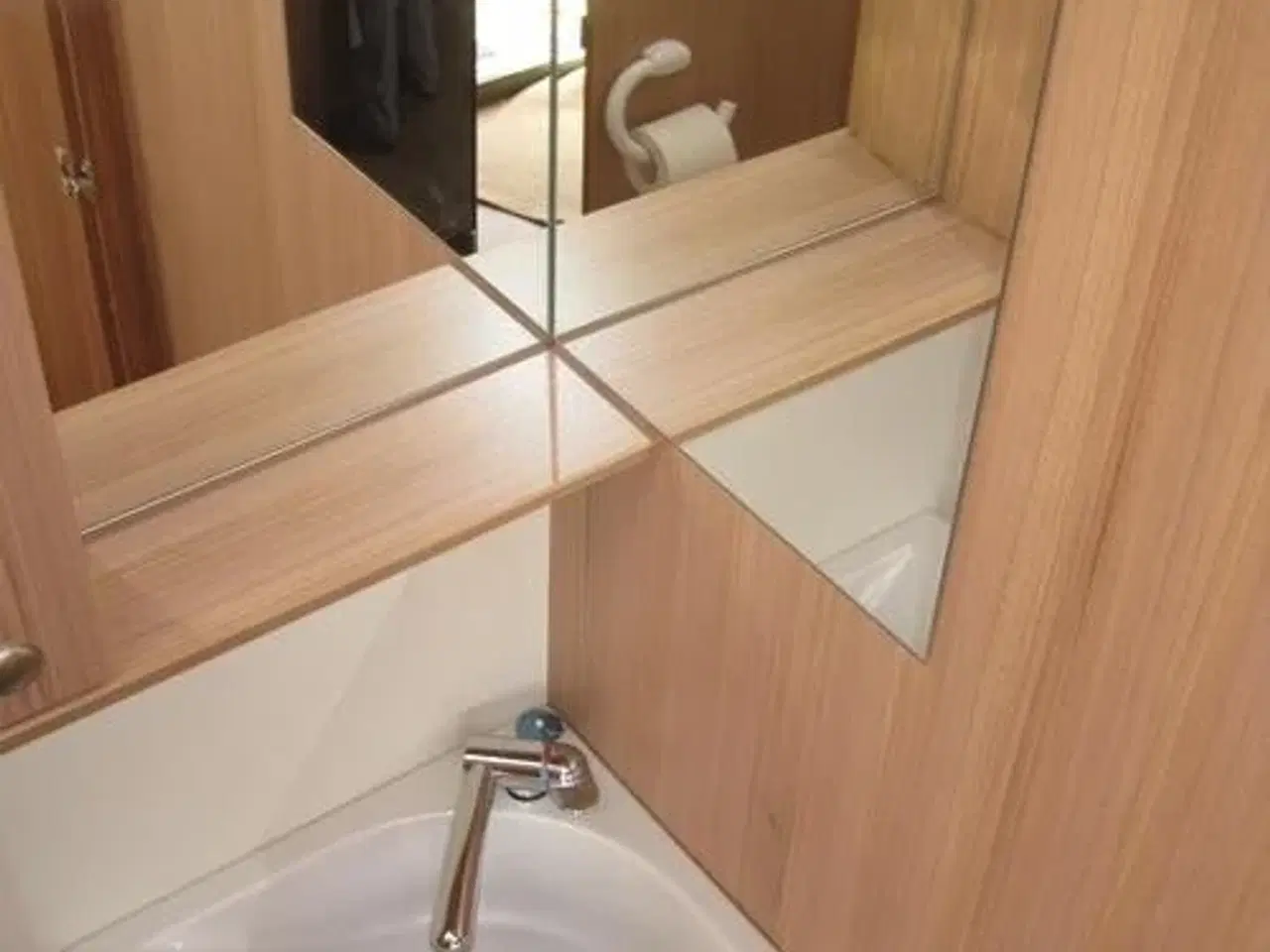 Billede 7 - Bürstner AVERSO 460 TL