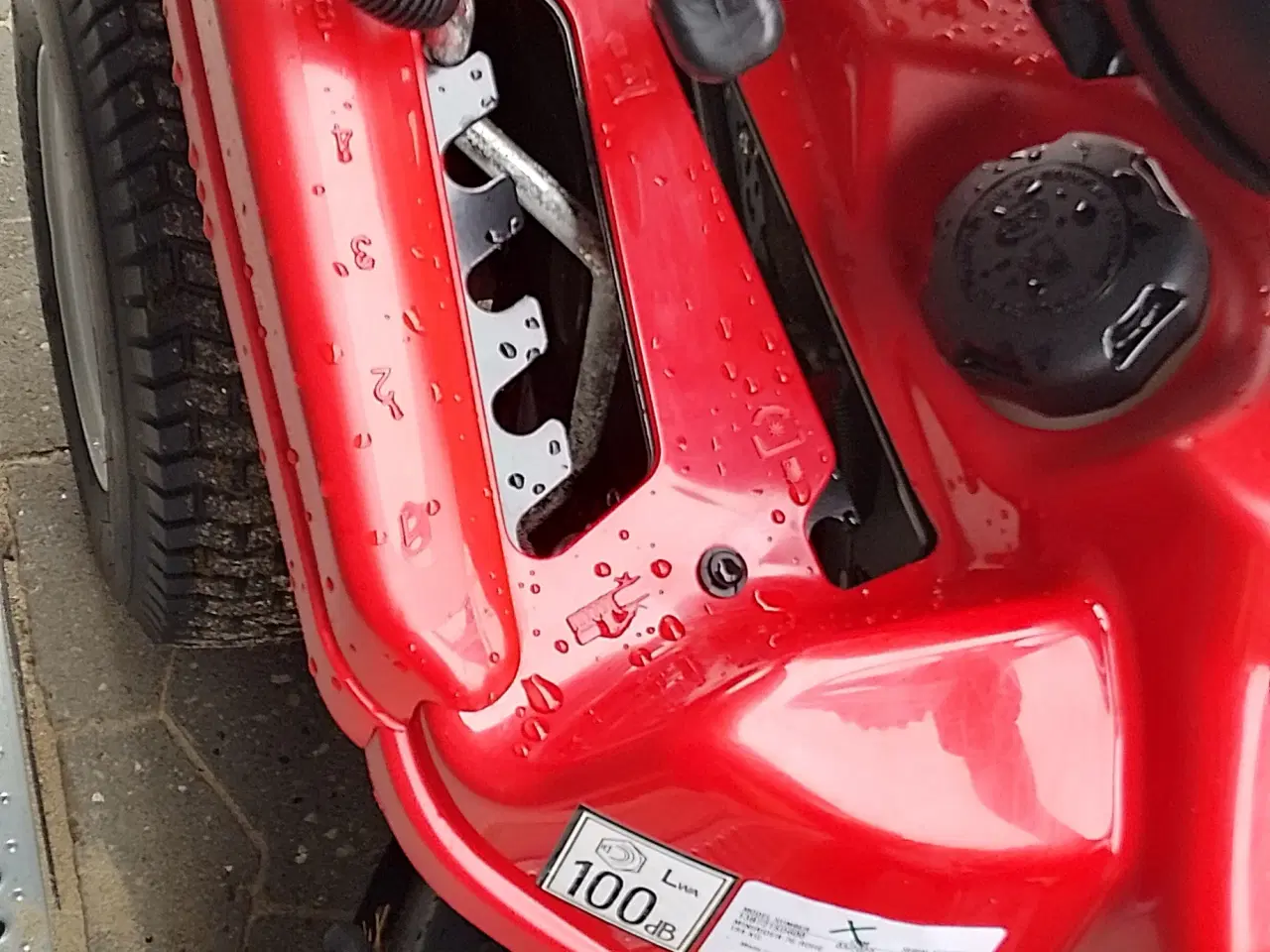 Billede 4 - MTD Plænetraktor 2år gl.