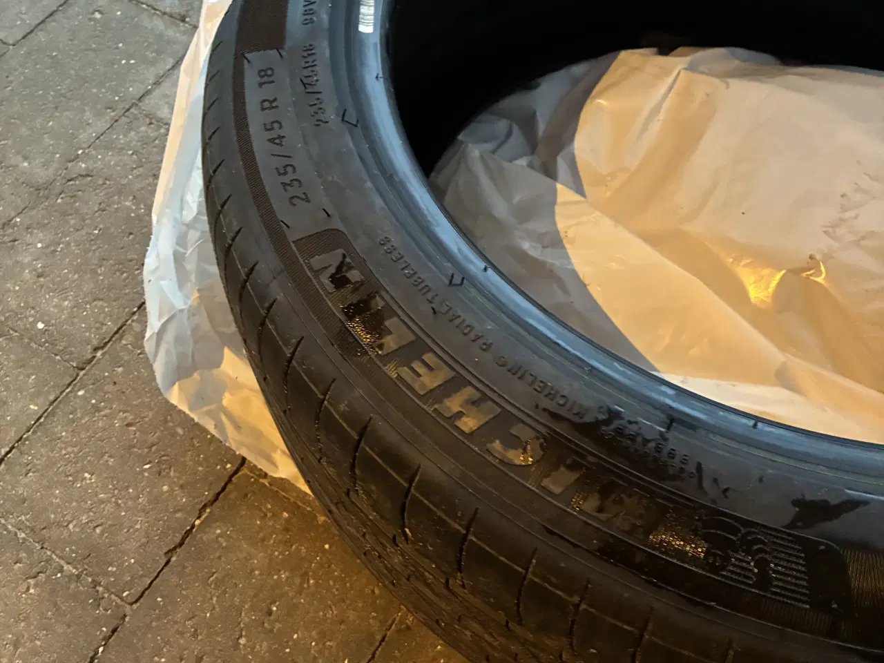 Billede 2 - 4 sommerdæk - Michelin e Primacy 235/45 R18 98v