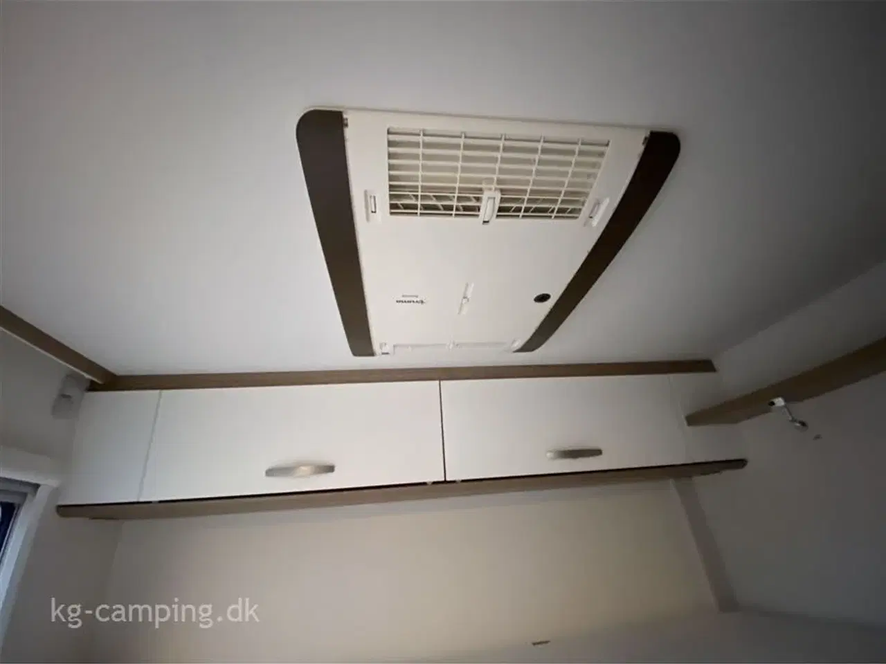 Billede 9 - 2021 - Carado V132 Edition 15 Lille kompakt autocamper under 6 meter, med masser af udstyr